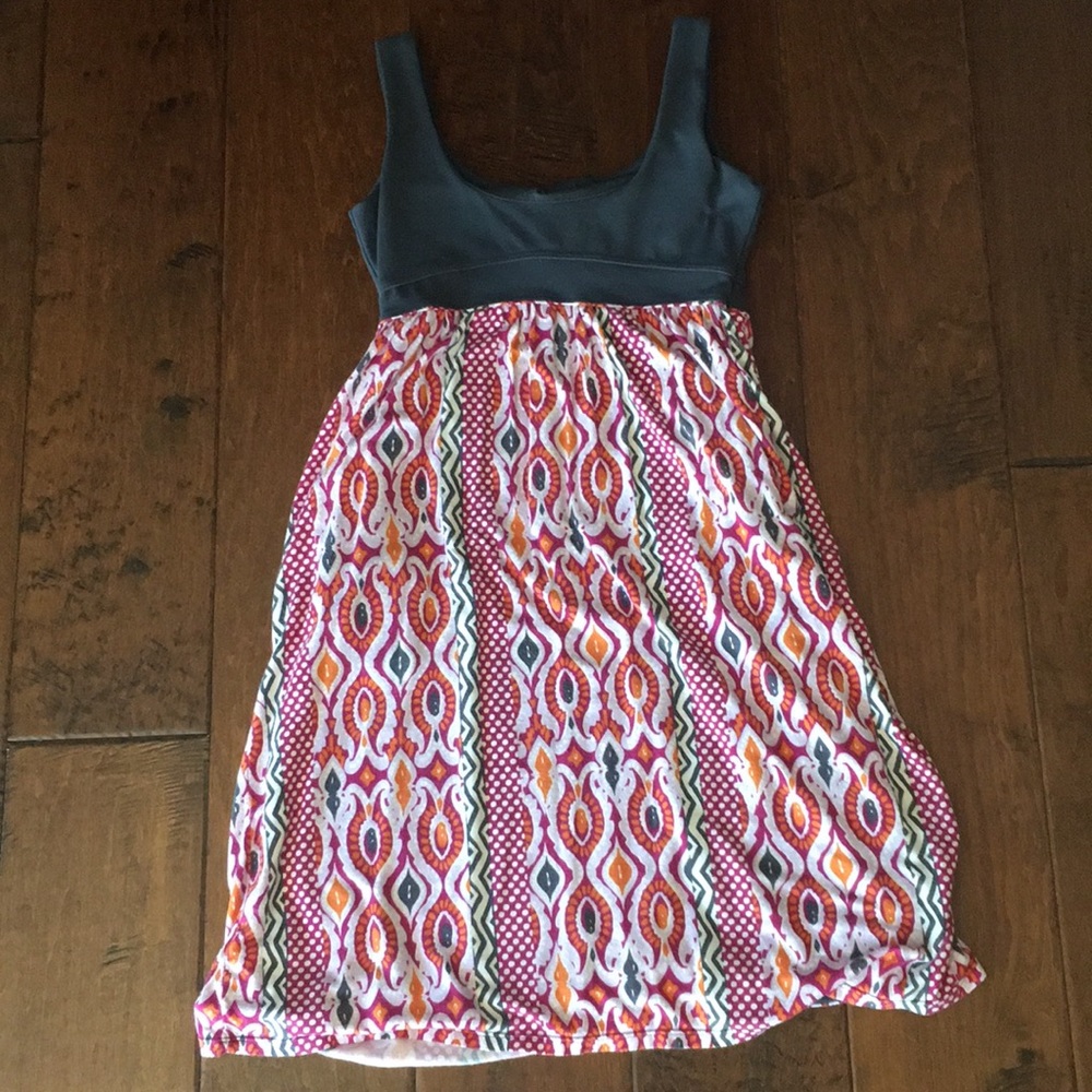 Athleta dress with pockets. - Picture 2 of 5
